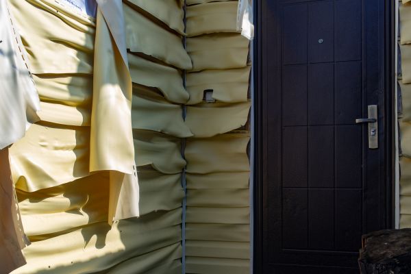 Cost of Melted Siding Replacement in Newark