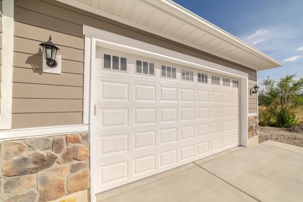 Cost of Garage Siding Repair in Newark