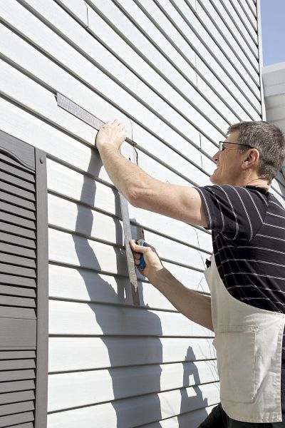 Cost of Vinyl Siding Service in Newark