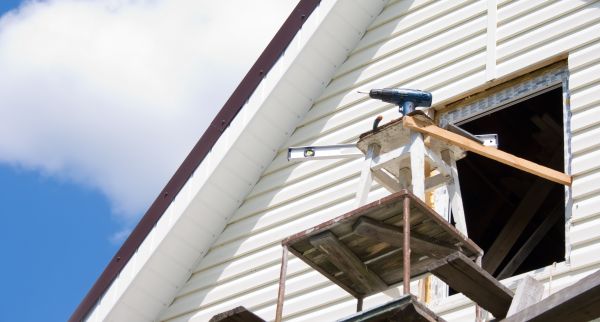Cost of Horizontal Siding Installation in Newark